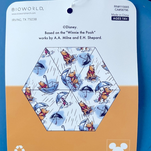 Disney Winnie the Pooh White Umbrella Auto Open - Picture 3 of 6